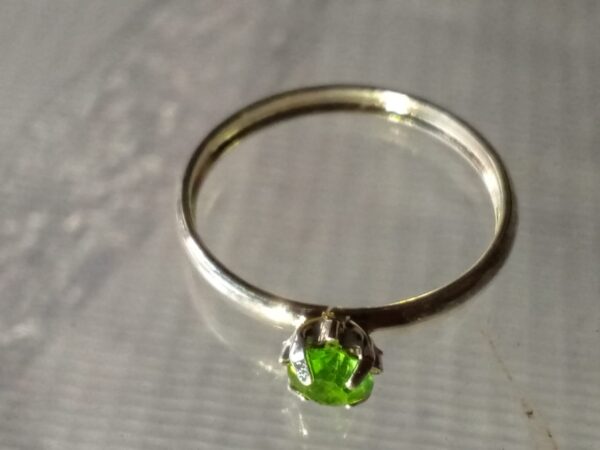 Green stone silver ring