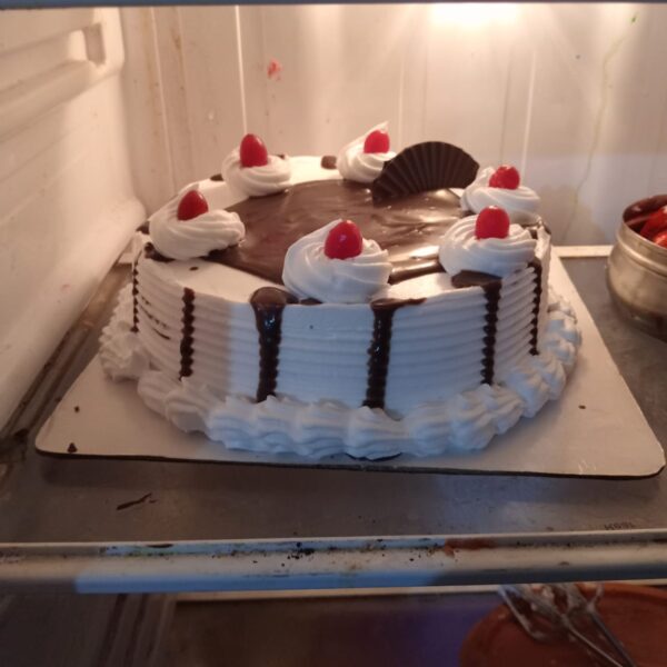 PARTY CAKE