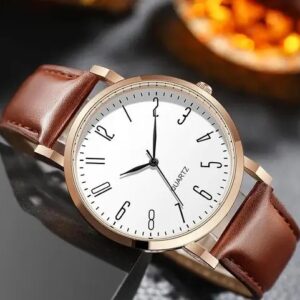 Leathers Strap Wrist Watch