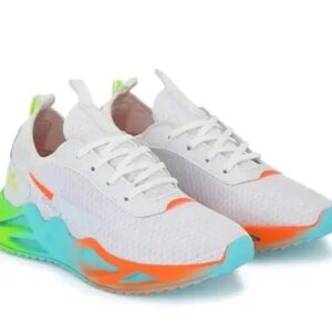 NEW TRANDY SNEARKERS