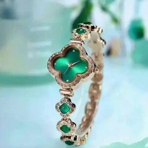 Women Fashion Love Watch