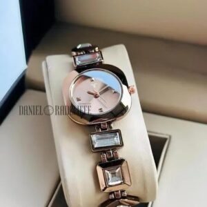 Modern Women Analog Watch